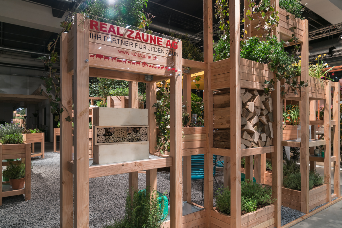 Pflanzwand - Hochbeet und Sichtschutz